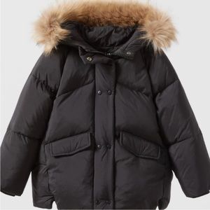 Zara Snaps Down Puffer Coat in Black size 24 months